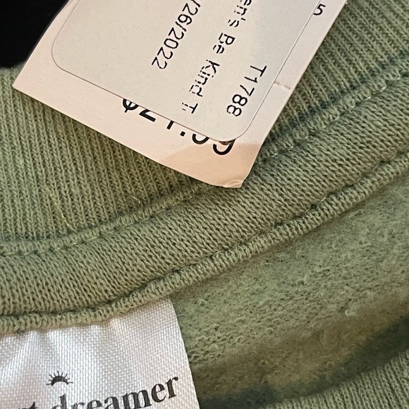Desert Dreamer nwt crew neck green Be Kind to Nature sweatshirt - Picture 5 of 6